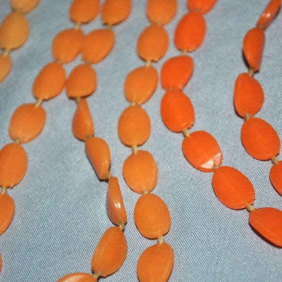Vintage Orange Multistrand Necklace Plastic Beads 10 Strand layered Necklace - Picture 5 of 12